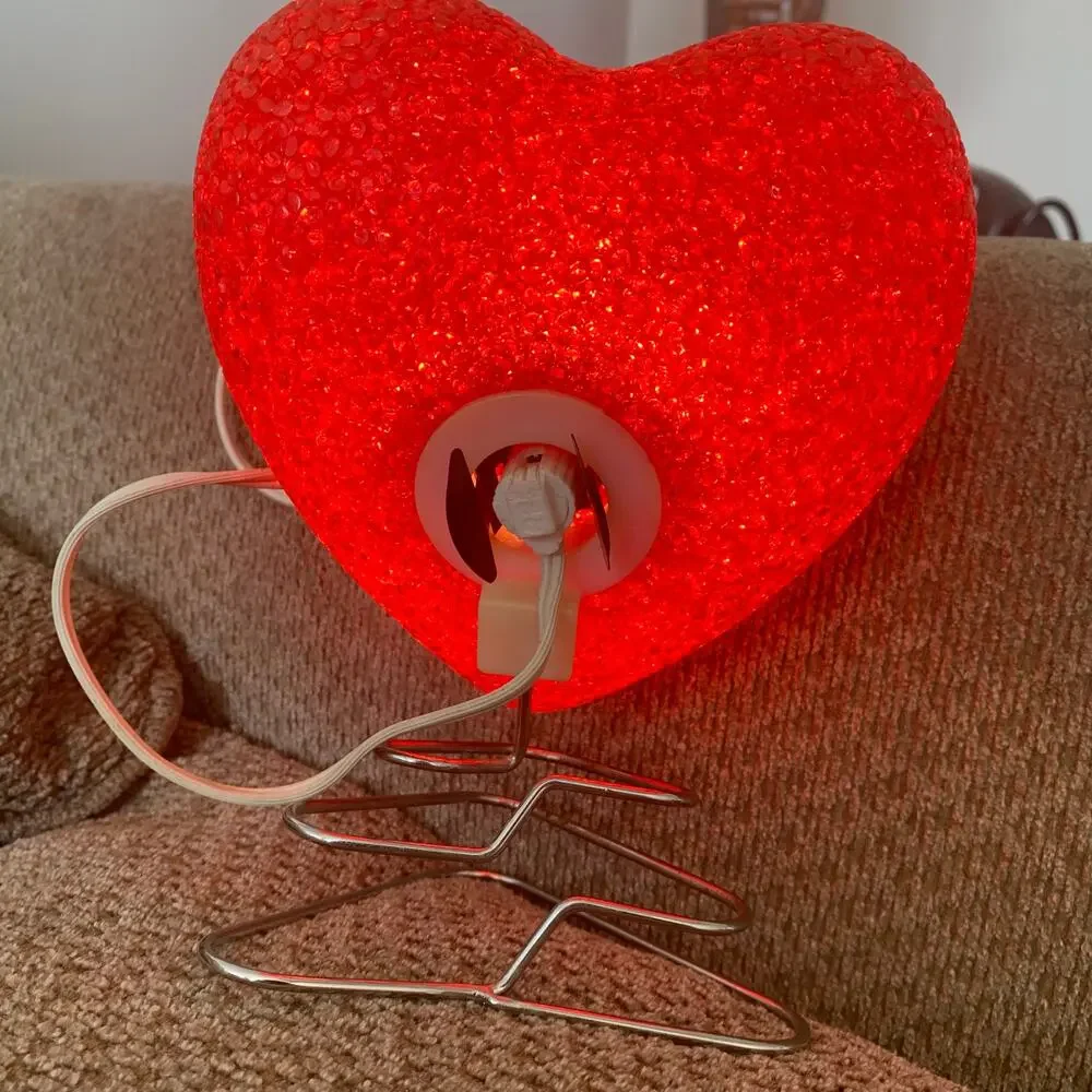 VINTAGE Decorative Outfit 90s XOXO Melted Popcorn Red Heart Light Romantic Sexy - Picture 8 of 14